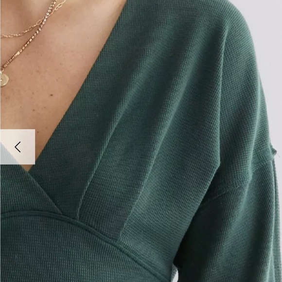 NWOT Free People, We The Free, All Nighter Long Sleeve Crop Top. Medium - Picture 3 of 5